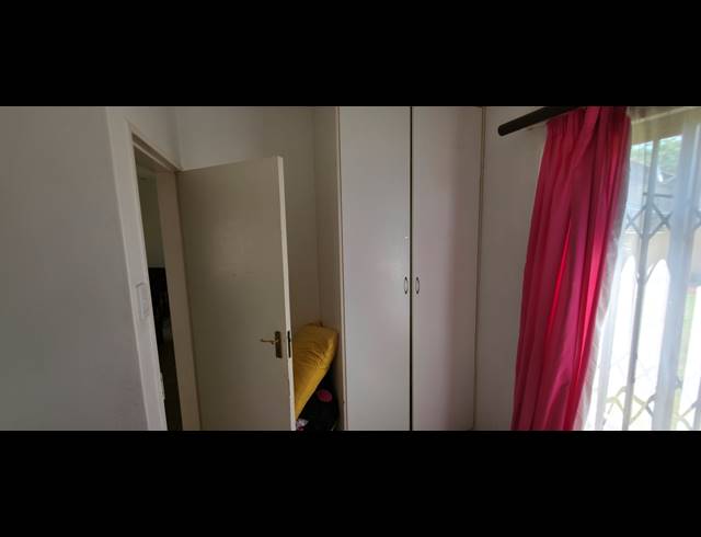 3 BEDROOM FREESTANDING TO LET IN JACKAROO PARK